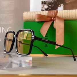 Picture of Bottega Veneta Sunglasses _SKUfw40353539fw